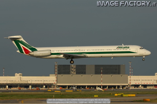 2007-08-24 Malpensa 201 I-DAWH McDonnell Douglas MD-80-90 Alitalia